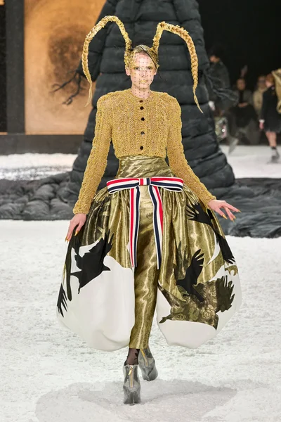 Look 49